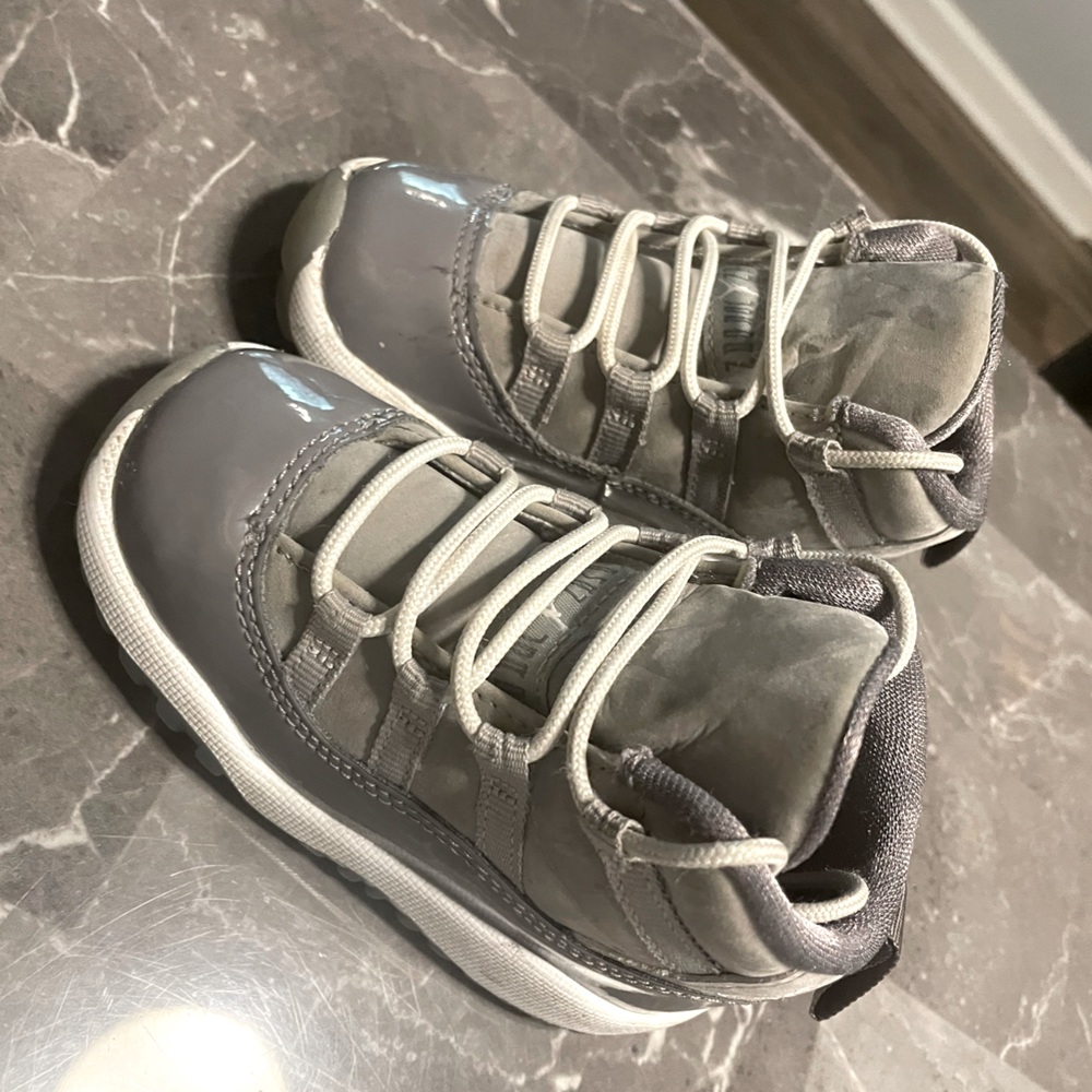TODDLER SNEAKERS